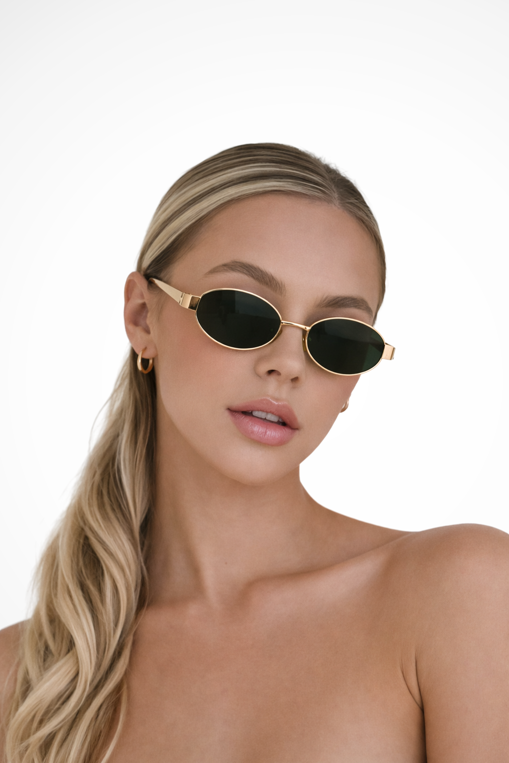 Women's Oval Metal Frame Sunglasses – Dark Tinted Lenses