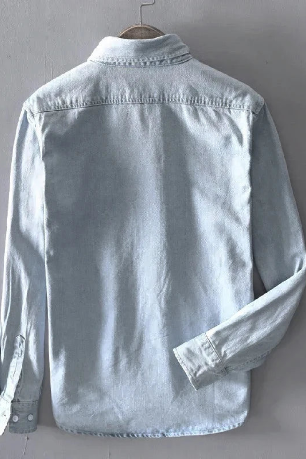 Men's Casual Button-Down Denim Shirt with Chest Pocket