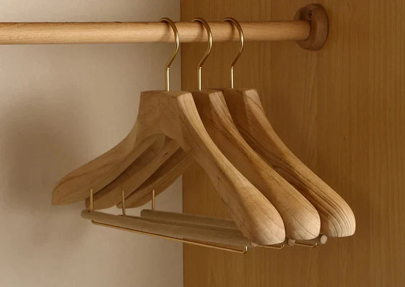 Camphor Wood Clothes Hangers, Wide-Shoulder Set of 2
