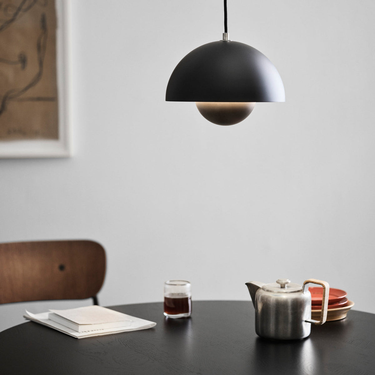 Nature-Inspired Ceiling Lamp – Iron, Adjustable Cord, Warm White Light