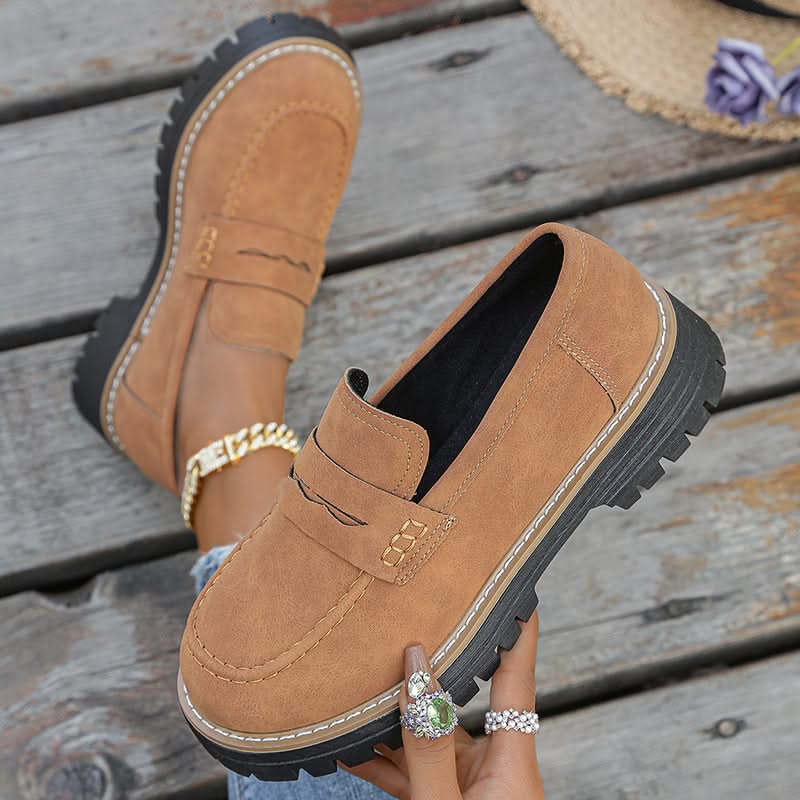 Women's Suede Platform Loafers - Chunky Rubber Sole