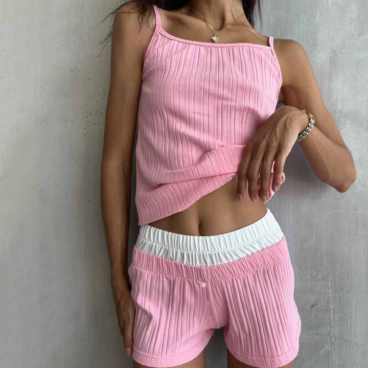 Hermien | Dames Pyjama Set met Geribd Cropped Vestje & Flowy Shorts – Loungepasvorm & Ultiem Comfort
