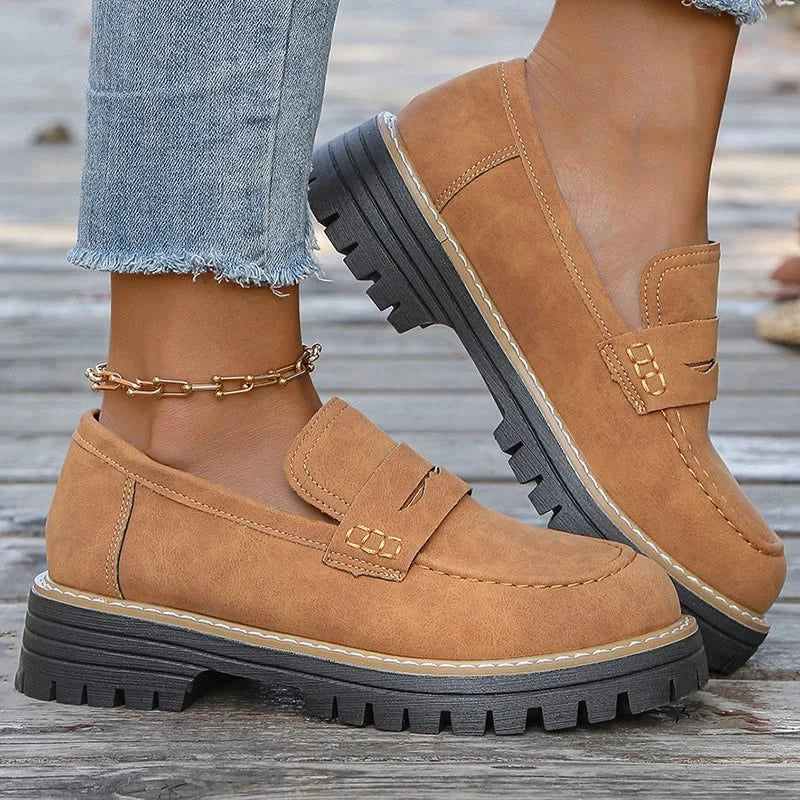 Women's Suede Platform Loafers - Chunky Rubber Sole