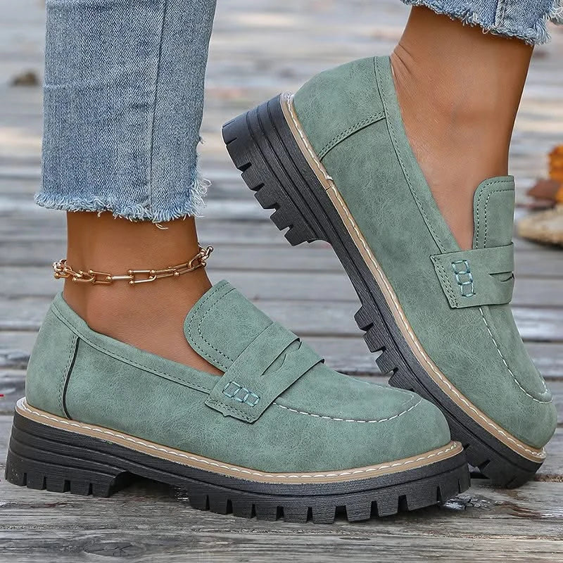 Women's Suede Platform Loafers - Chunky Rubber Sole
