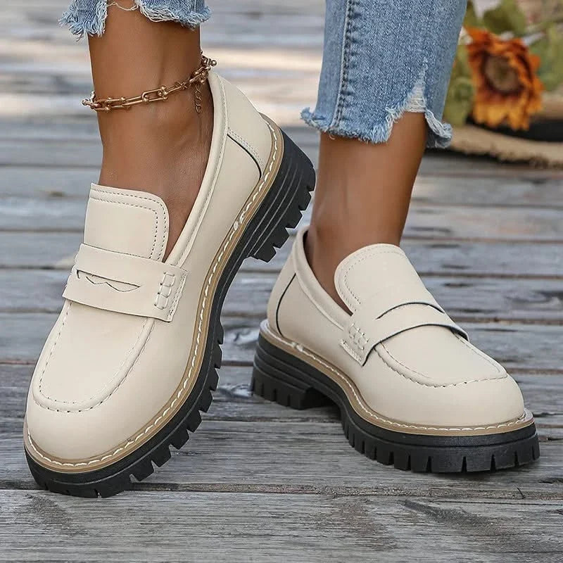 Women's Suede Platform Loafers - Chunky Rubber Sole