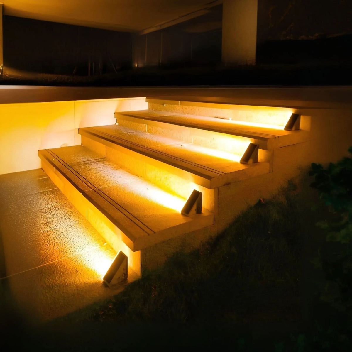 Solar Powered Stair Lights with Dusk Sensor, Waterproof LED Outdoor Step Lights