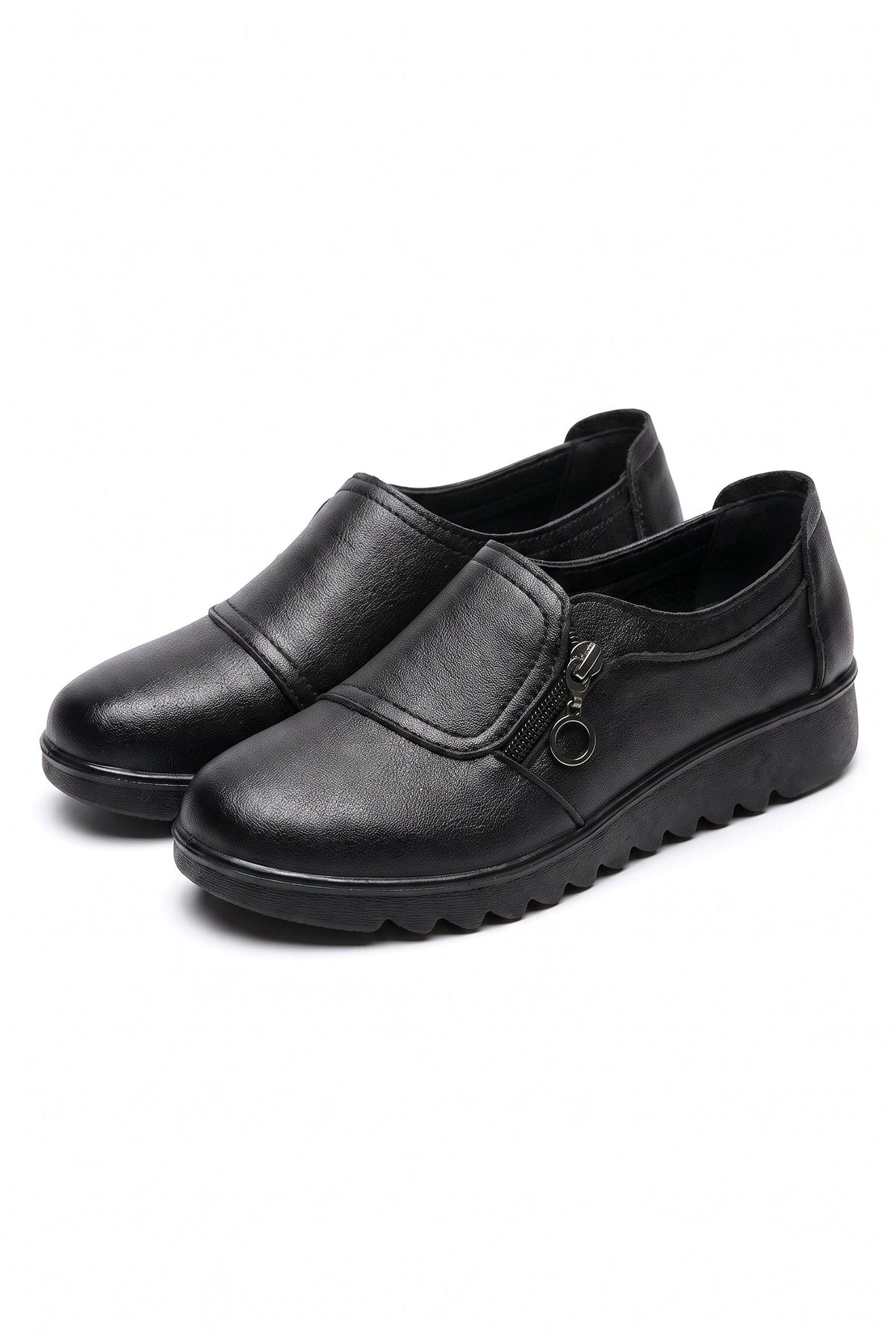 Women's Slip-On Shoes in Black — product shot