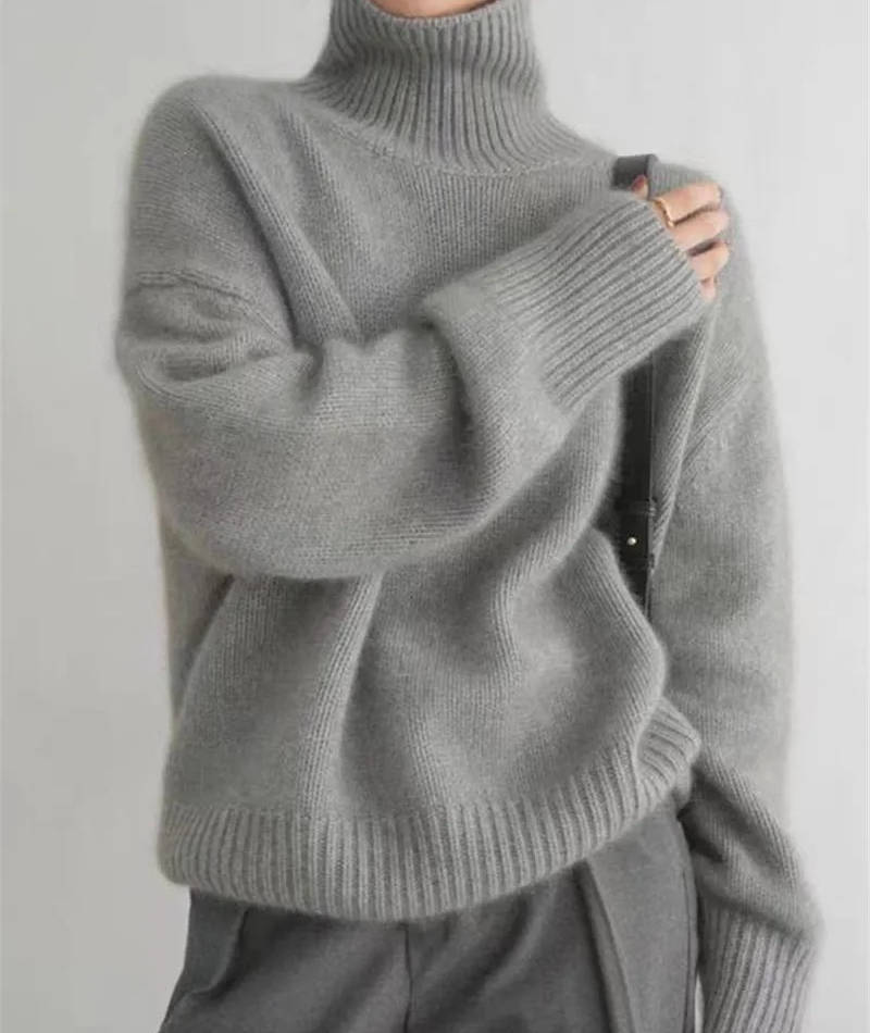 Women's Cashmere Turtleneck Jumper – Loose Fit Knit