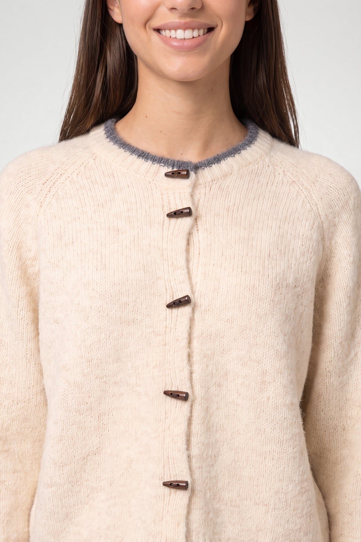 Women's Round Neck Cardigan - Stone Knit