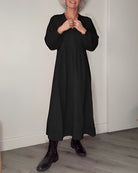 Women's Long V-Neck Maxi Dress with Long Sleeves