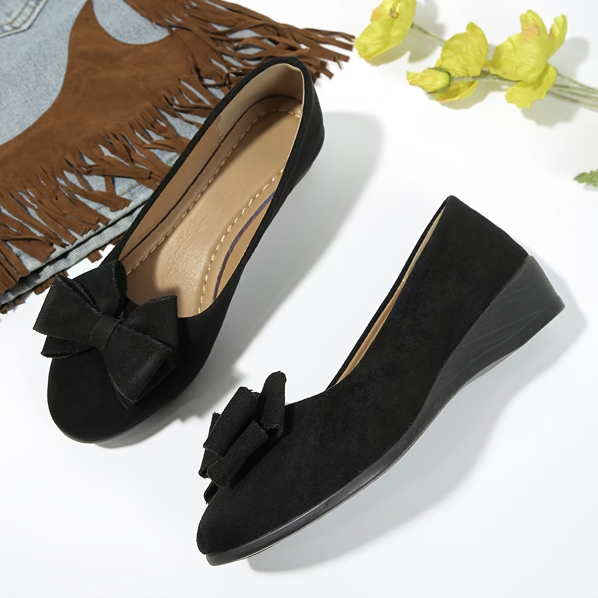 Women's Orthopaedic Flat Shoes with Bow Detail