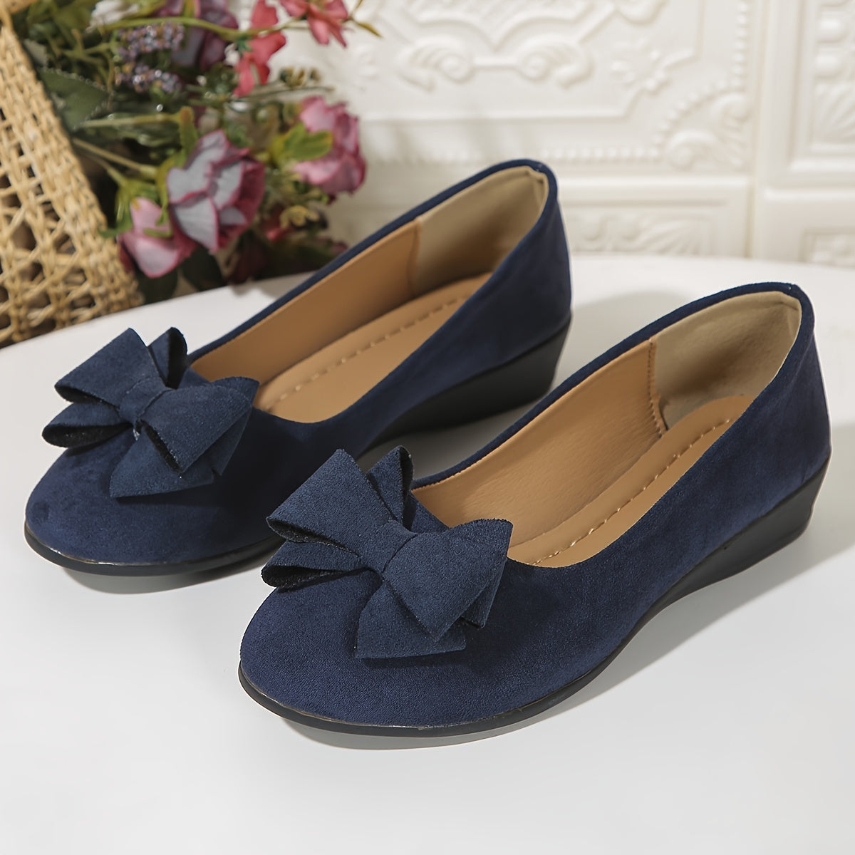 Women's Orthopaedic Flat Shoes with Bow Detail