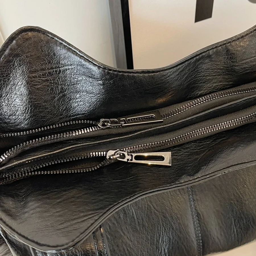 Women's Shoulder Bag in Vegan Leather - Structured Multi-Pocket Design
