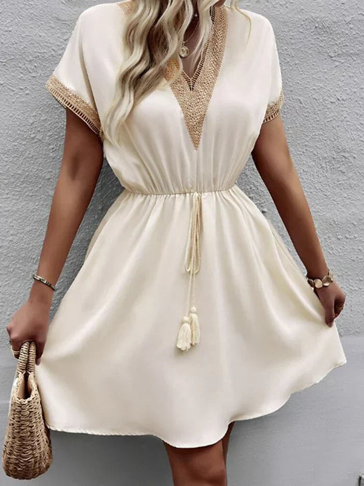 Maelia | Damesjurk – Bohemian Chic met V-Hals en Getailleerde Pasvorm