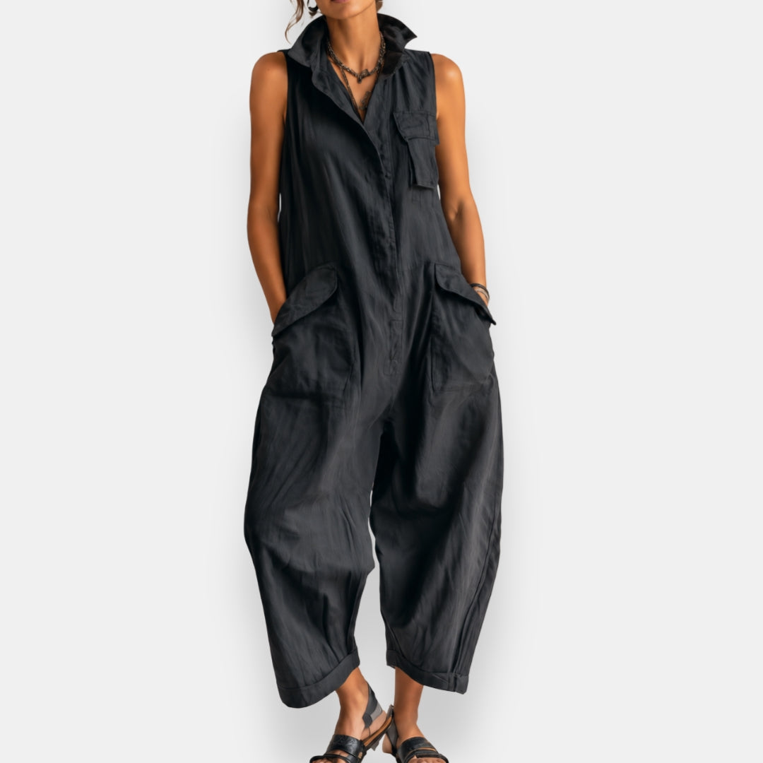 Women's Sleeveless Cargo Jumpsuit with Structured Collar