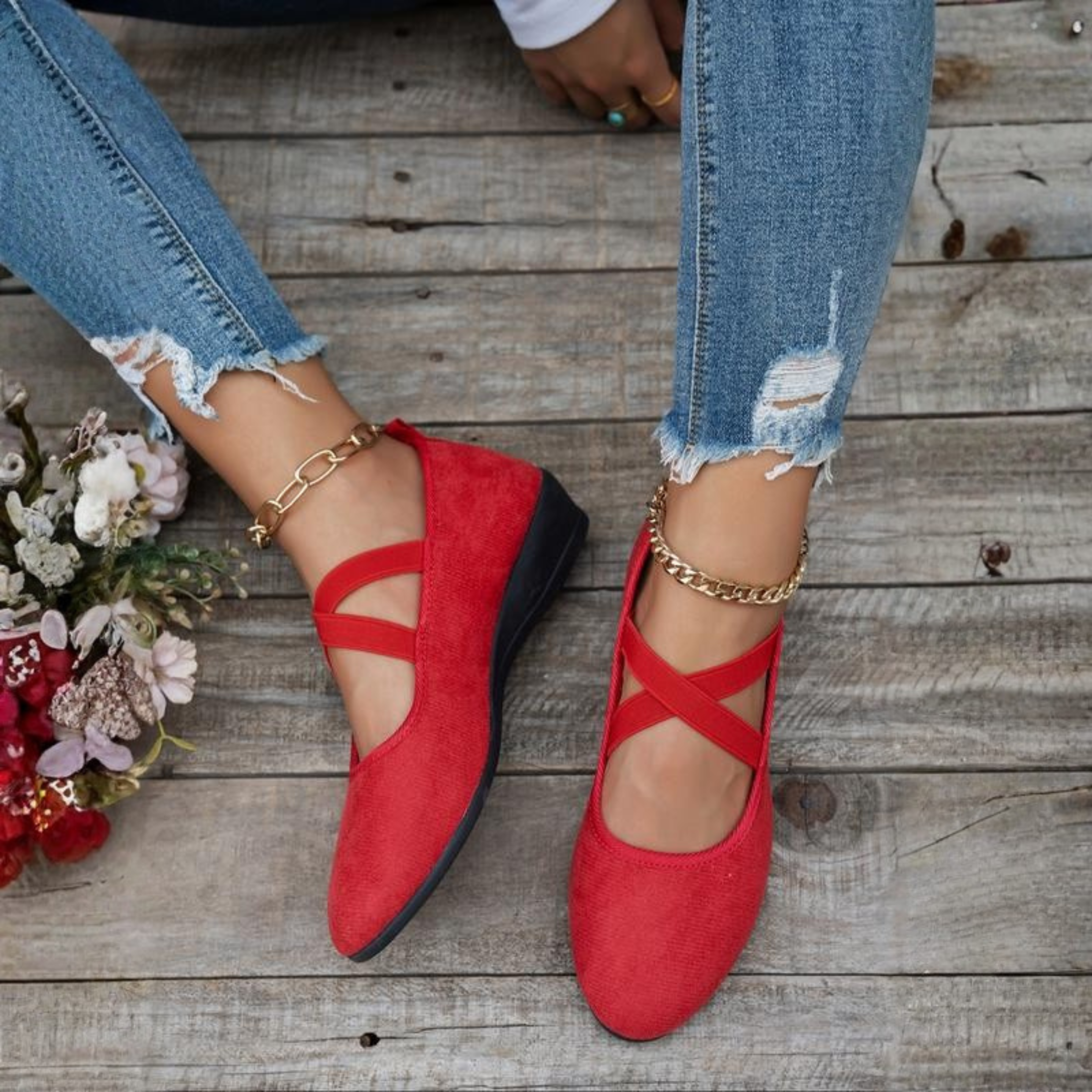 Women's Wedge Ballerina Flats with Closed Toe – Hidden Heel for Daily Wear