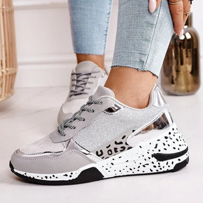 Debora | Dames Sneakers – Lichtgewicht Platform met Ademend Mesh en Trendy T-Strap Design