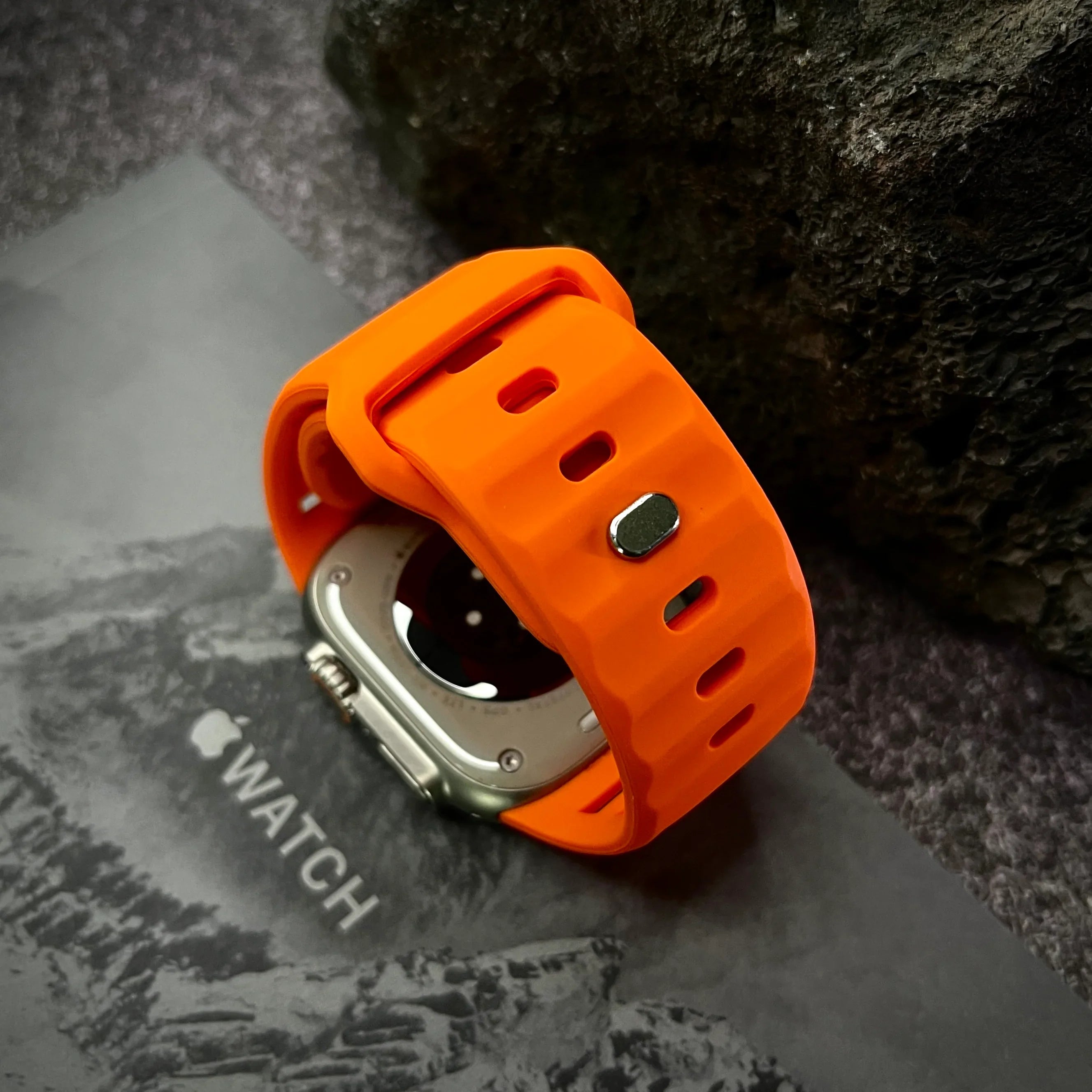 Silicone Sport Band for Apple Watch - Adjustable Strap 44/45/46/49mm