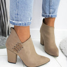 Black Ankle Boots for Women with Arch Support - Stylish Orthopedic V-Style Design 0