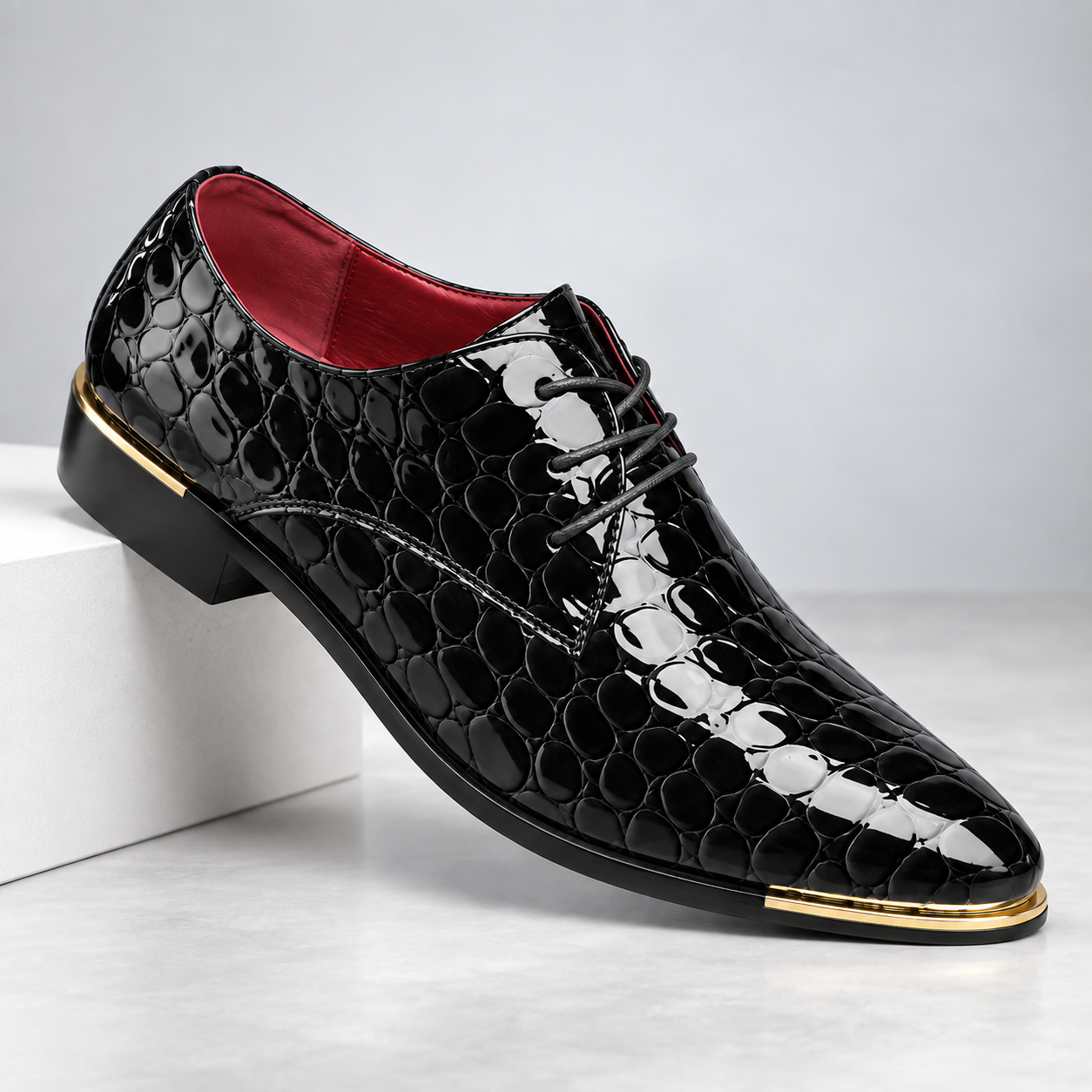 Men's Leather Dress Shoes - Textured Lace-Up