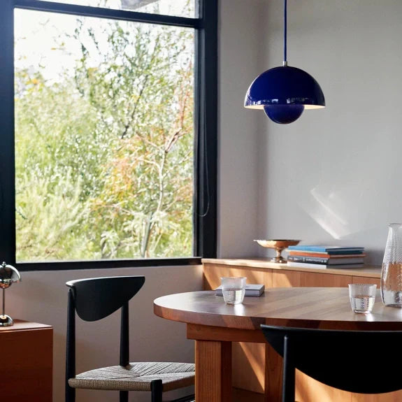 Nature-Inspired Ceiling Lamp – Iron, Adjustable Cord, Warm White Light