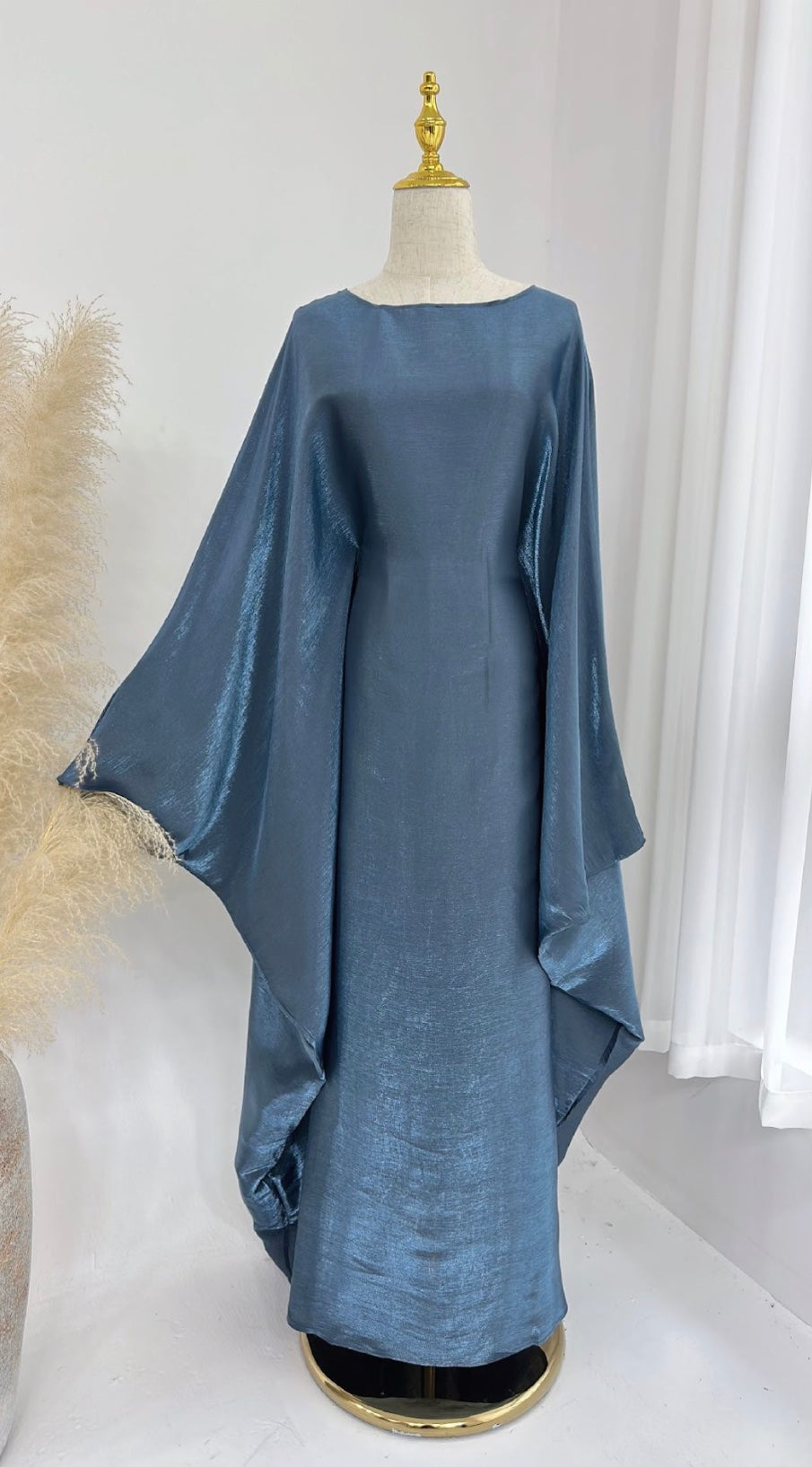 Esra Maxi Jurk | Damesjurk met vleermuismouwen en luxe minimalistische uitstraling