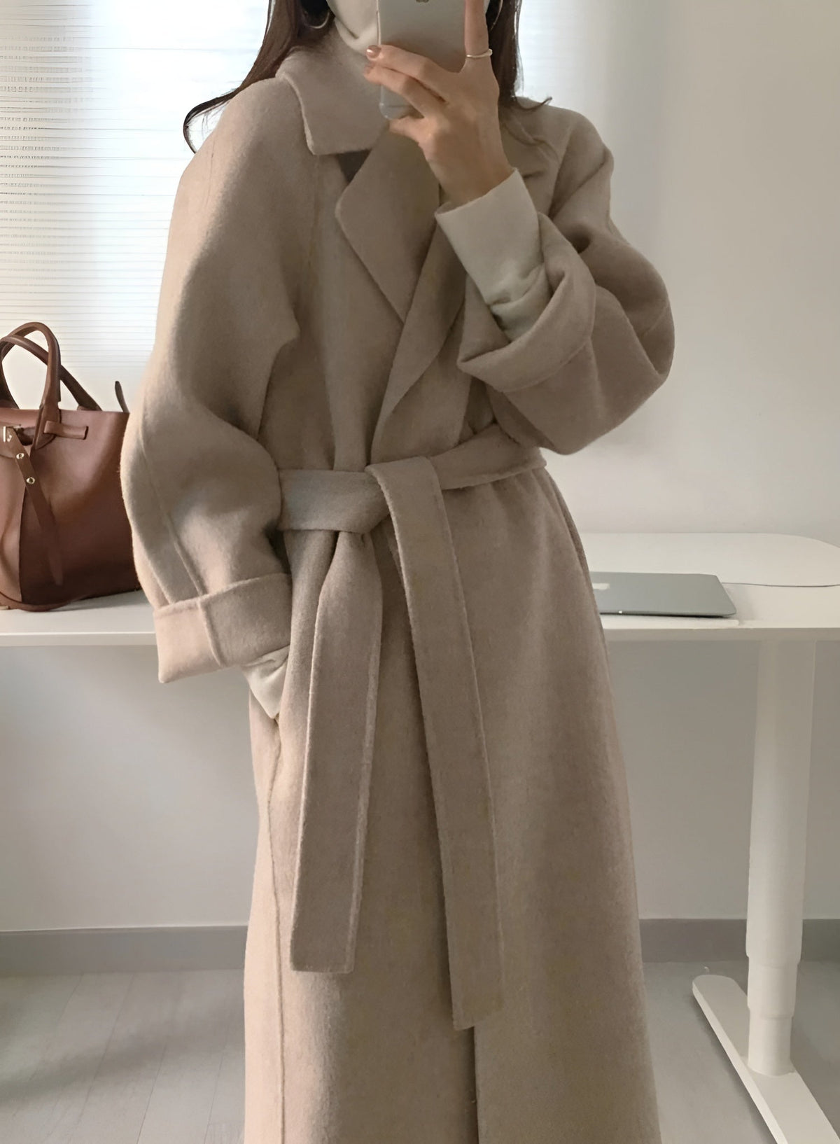 Women's Long Wool-Blend Overcoat with Refined Tailoring