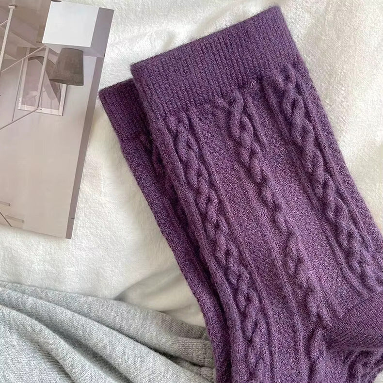 Women's Wool Socks – Classic Cable Knit Mid-Crew