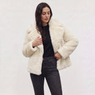 Oversized faux fur jas