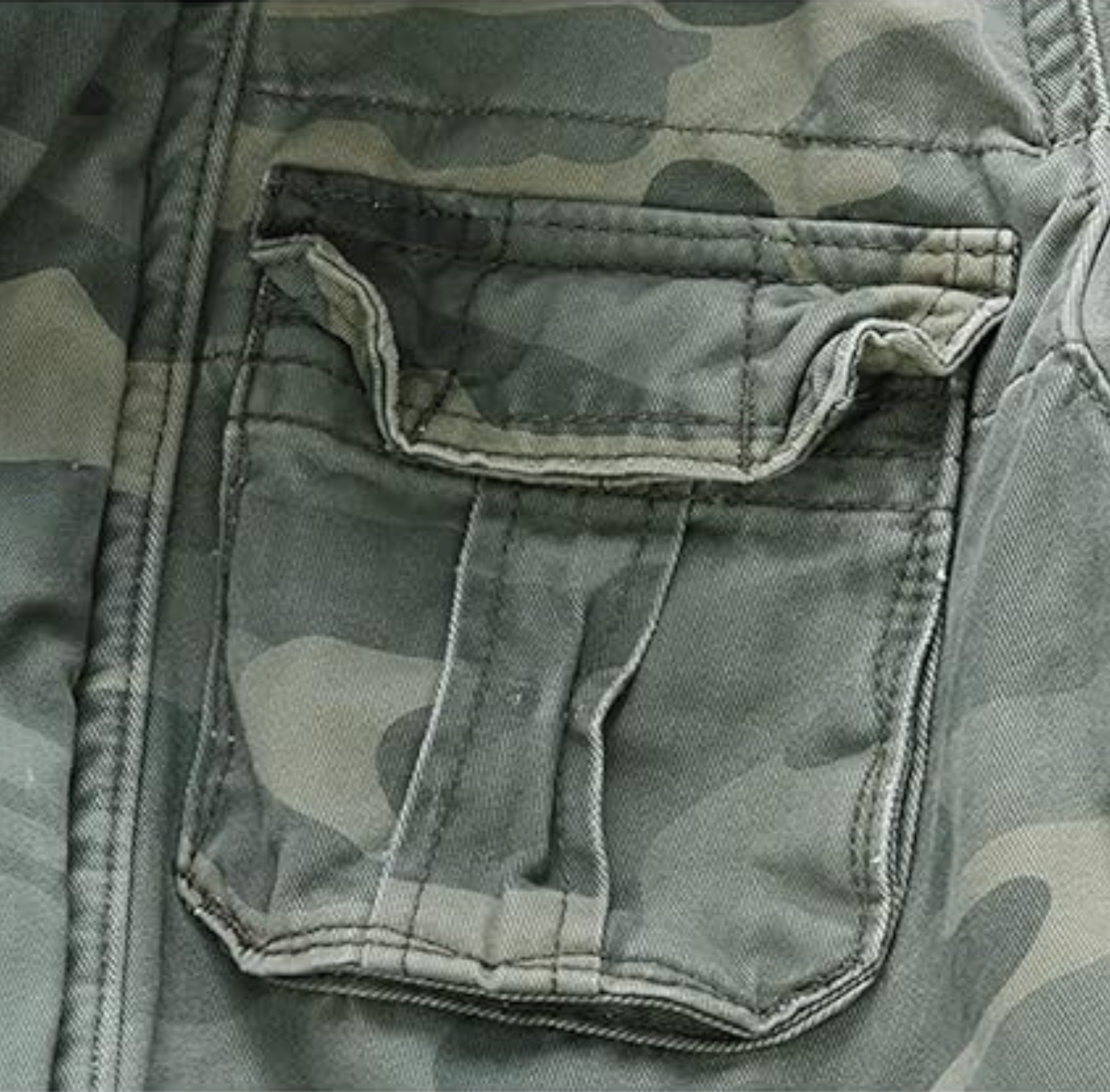 Men's Short Camouflage Military Jacket – Button-Up Collar
