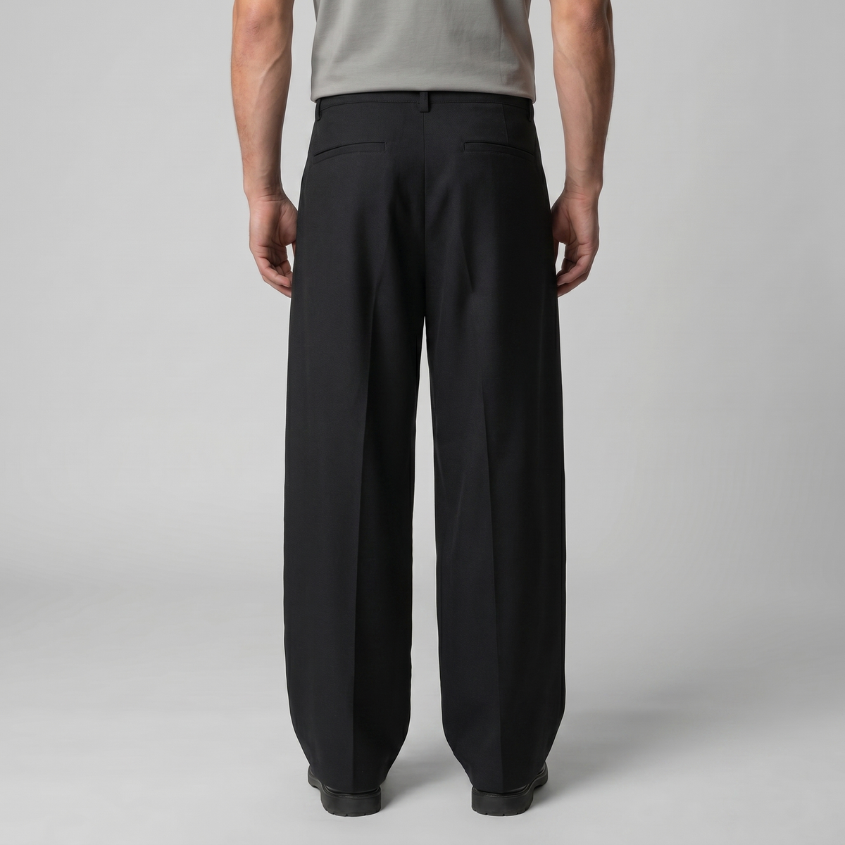 Men's Tailored Wide-Leg Trousers with Pleated Front