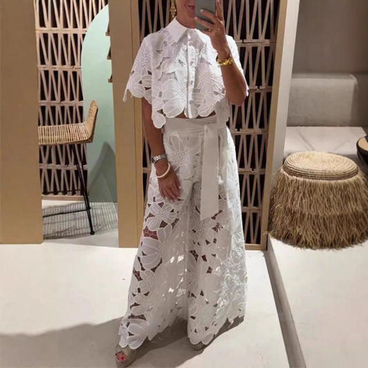 Deborah | Dames Tweedelige Set – Luxe Kant – Crop Top met Kraag & Wijde Broek met Ceintuur