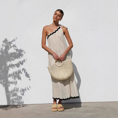 Elsbeth | Dames Maxi Jurk – One Shoulder – Relaxed Fit – Scalloped Zoom – Ademend Materiaal