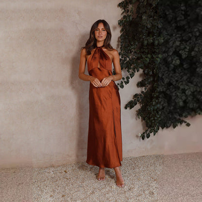 Britt | Dames Galajurk – Halternek Maxi Jurk met Getailleerde Taille en Satijnlook