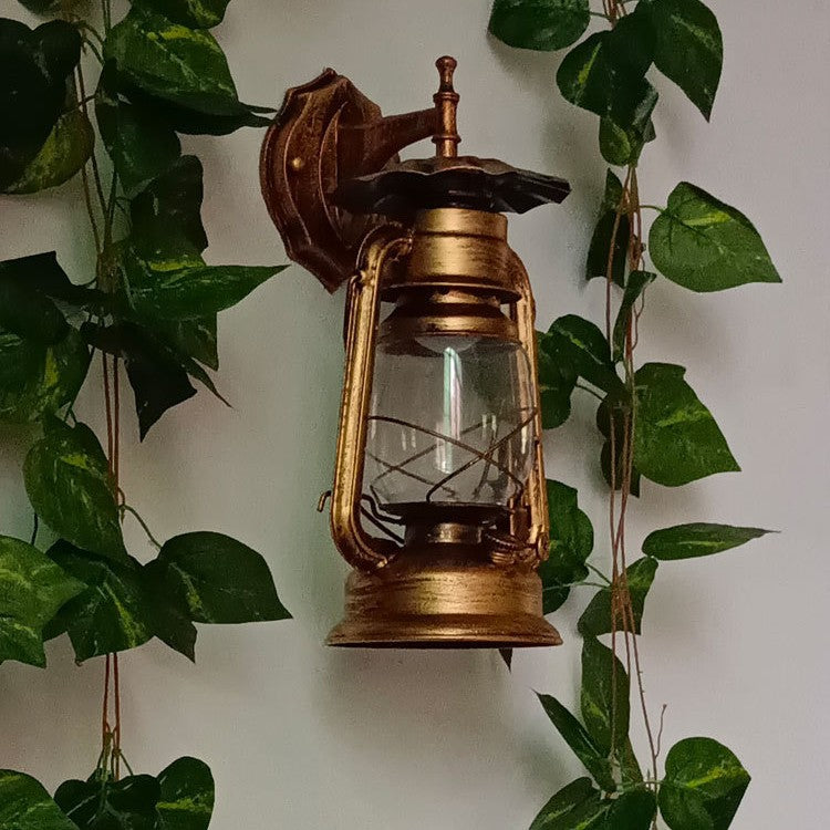 Rustic Outdoor Wall Lantern - Vintage Hurricane Design