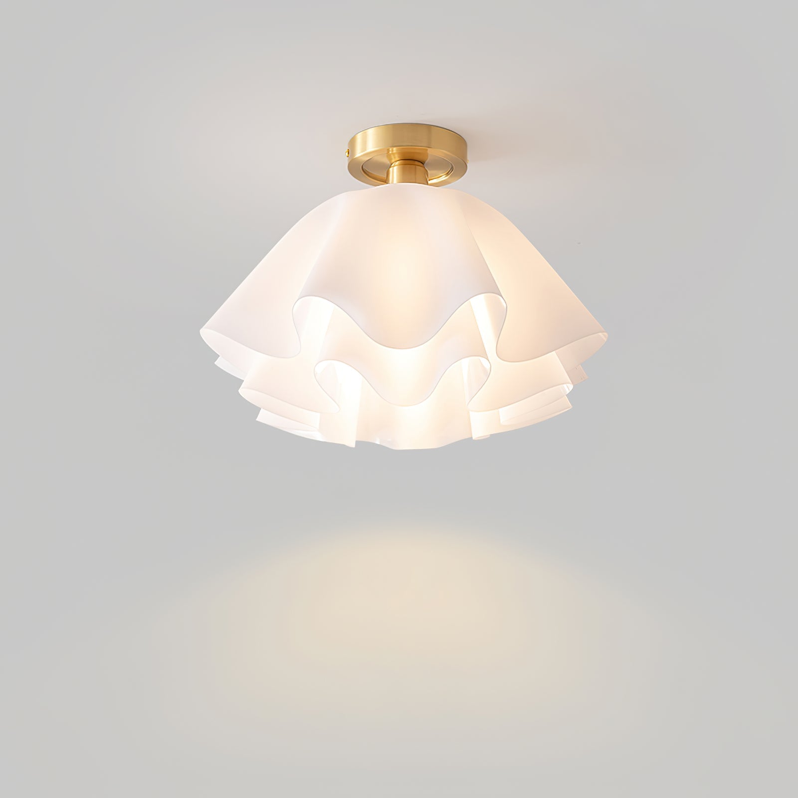 Ceiling Light Wavy Acrylic Shade - White and Gold, E27
