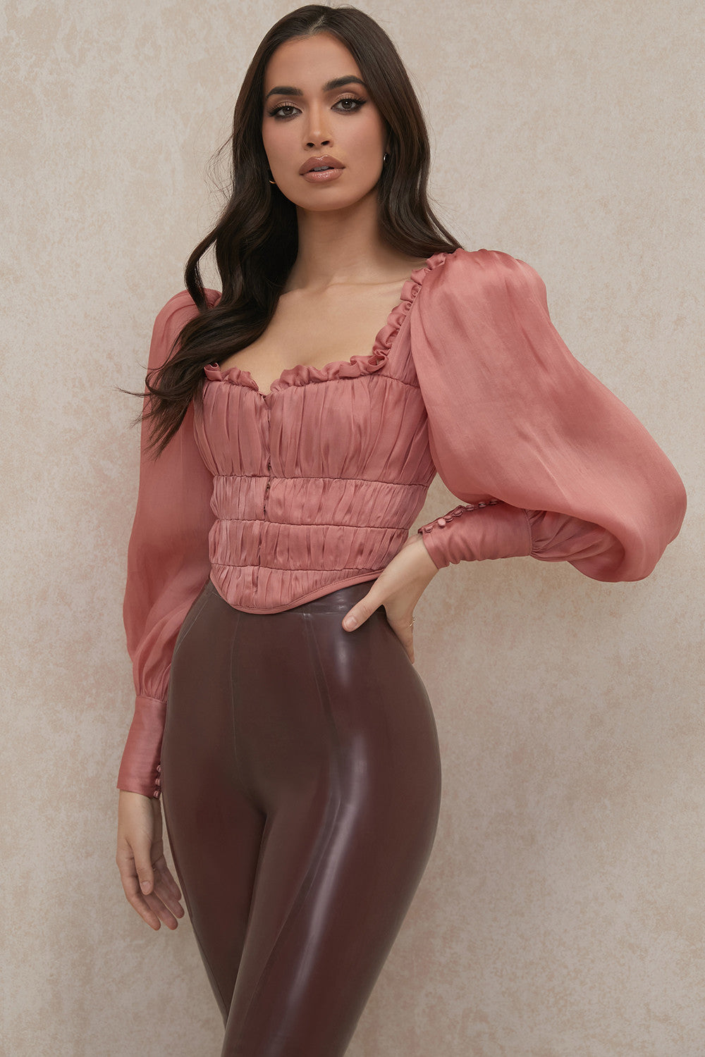 Miriam | Dames Blouse – Getailleerd Model, Satijnlook, Ruches, Pofmouwen & Sweetheart Halslijn