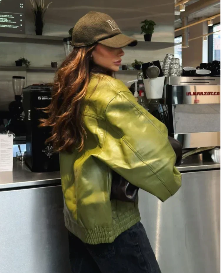 Elza PU-Leren Jas | Oversized dames jas in olijfgroen met moderne streetwear look