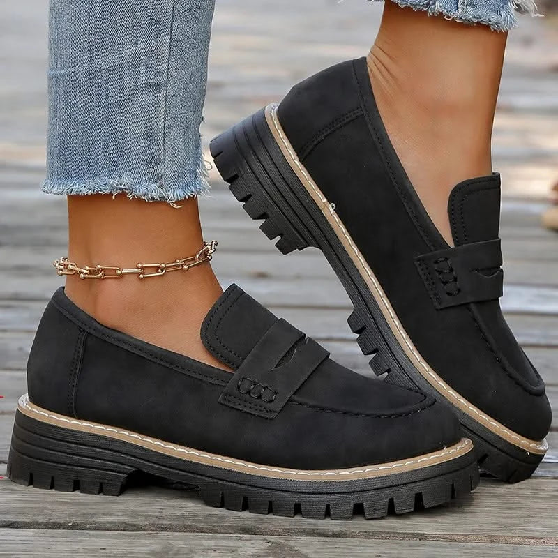 Women's Suede Platform Loafers - Chunky Rubber Sole