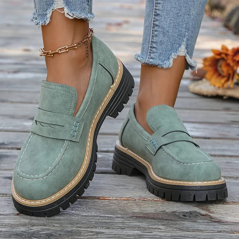 Women's Suede Platform Loafers - Chunky Rubber Sole