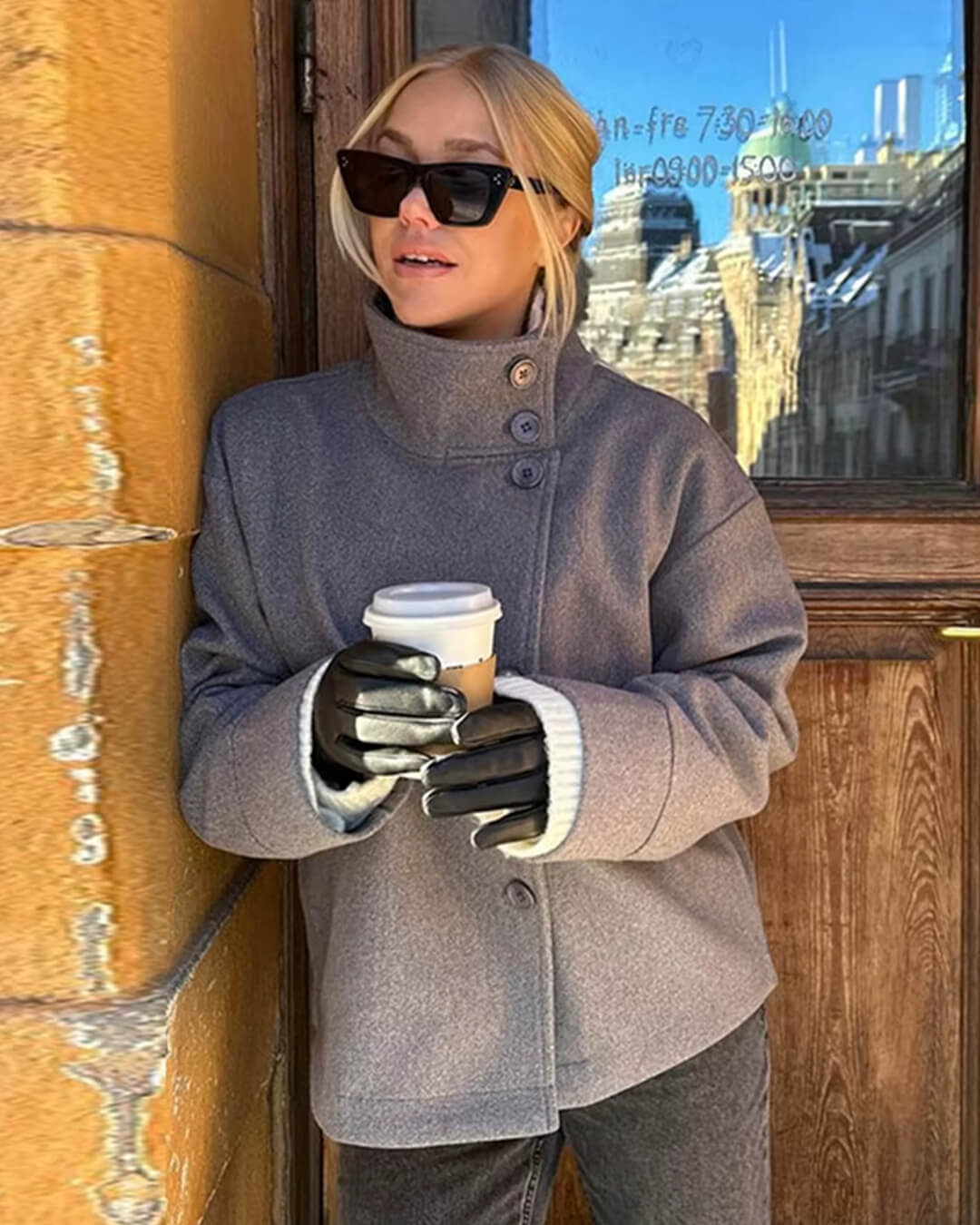 Claire elegante herfst jas| Dames korte jas met opstaande kraag en enkelrijige sluiting