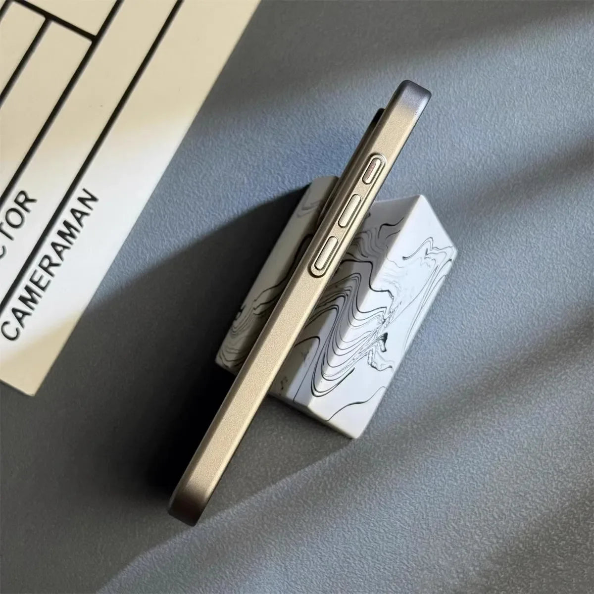 Slim iPhone Case – Ultralight Shockproof and Scratch-Resistant for Optimal Protection 2