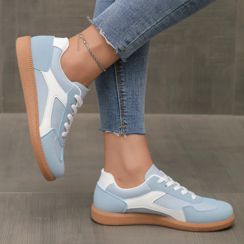 Women's Leather Sneakers Low-Top with Gum Sole