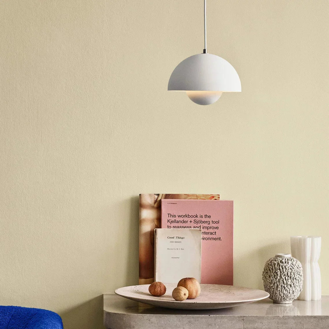 Nature-Inspired Ceiling Lamp – Iron, Adjustable Cord, Warm White Light