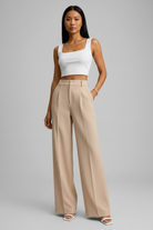 Beige – Voorkant