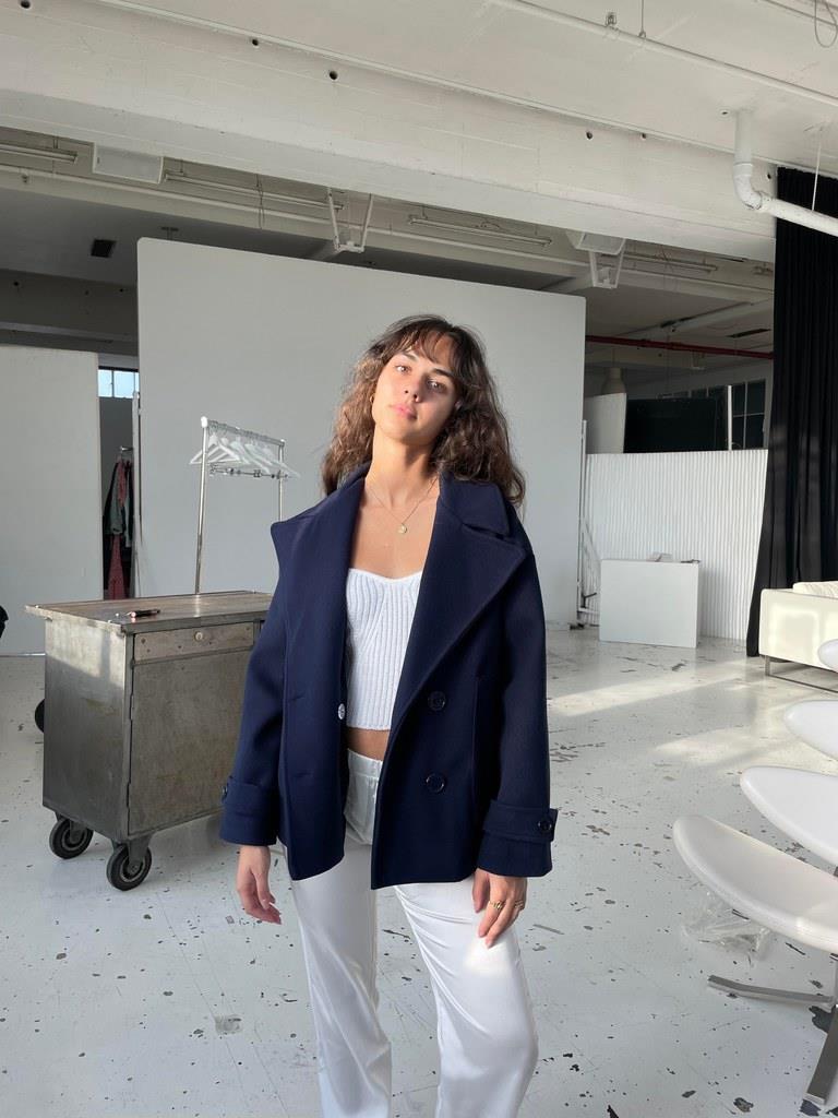 Thekla | Dames Peacoat Jas – Getailleerde Wolmix met Double-Breasted Design voor Tijdloze Elegantie