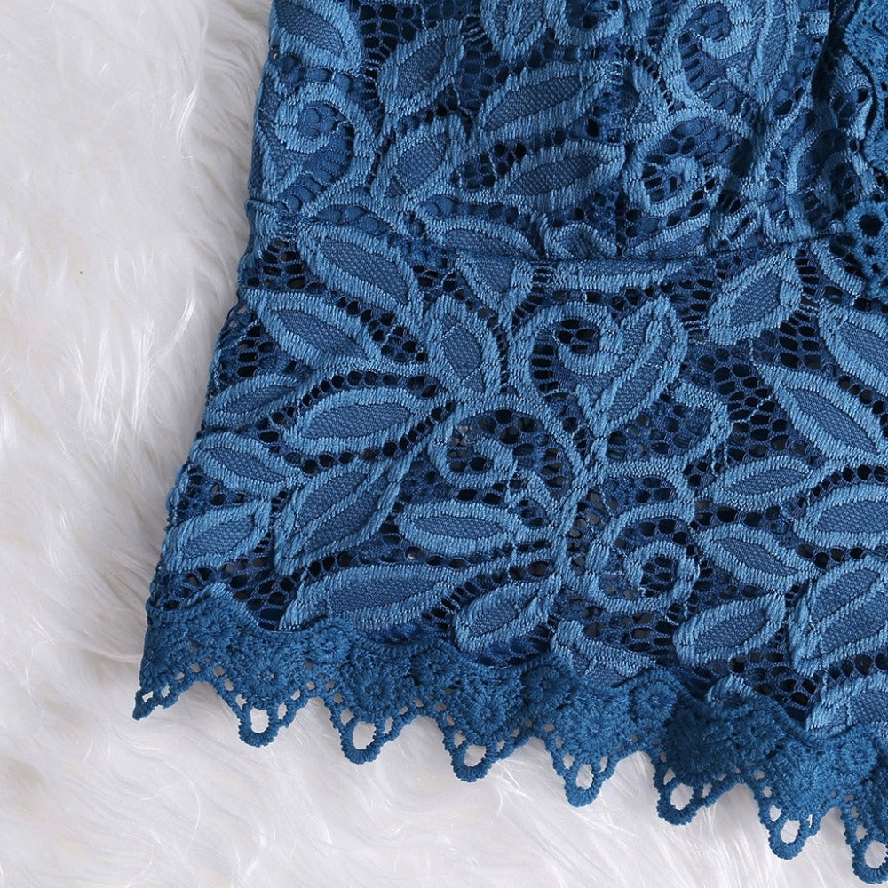 Martine | Dames Kanten Crop Top – Vrouwelijk, Verfijnd, Verstelbare Bandjes