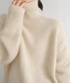 Women's Cashmere Turtleneck Jumper – Loose Fit Knit