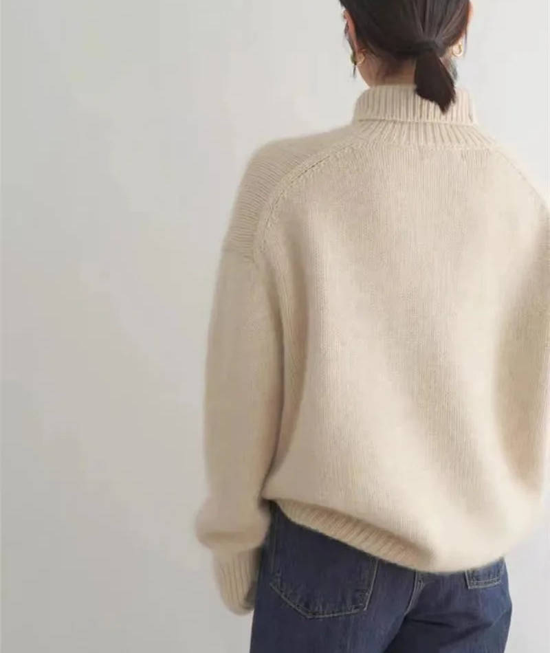 Women's Cashmere Turtleneck Jumper – Loose Fit Knit