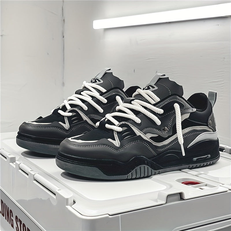 Men's Lightweight Sneakers with Lace-Up Closure and Contrast Details